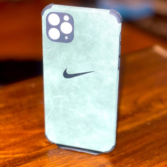 iPhone 11 Pro Max suede case - Picture 1 of 5